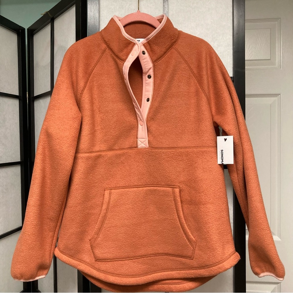 NWT Sonoma Fleece Pullover half snap front. Color: yummy cinnamon. Size Medium